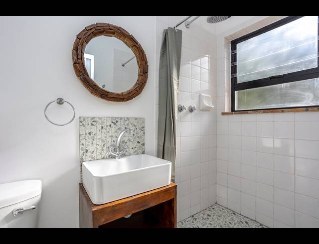 1 BEDROOM FLAT TO LET IN CLAREMONT